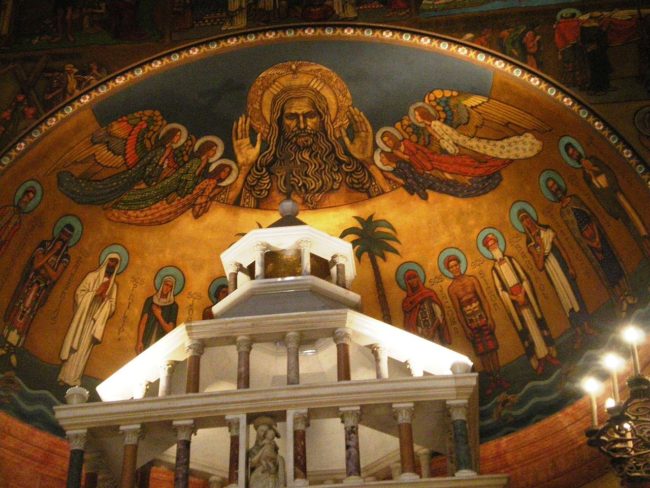1280px-Altar_mural,_St._Andrew's_Church,_Pasadena